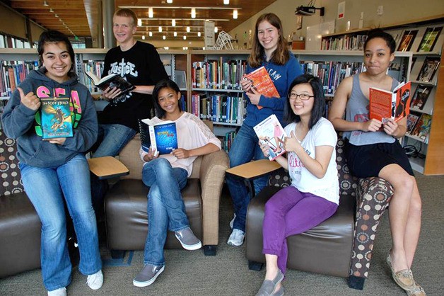 teens at library